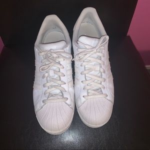 WHITE ADIDAS SUPERSTARS!!!!!